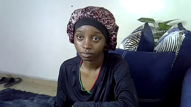 Snapshot of Enkarxx chatting on 11/05/25, 10:37 Enkarxx online show from 11/05/25, 10:37