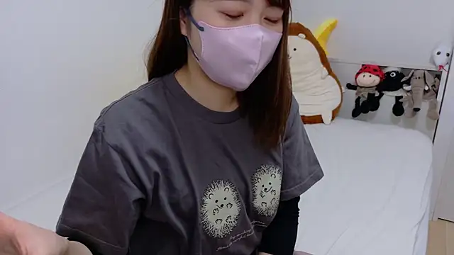 SUZU  online show from 02/27/25, 02:21