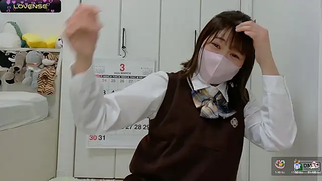 SUZU  online show from 03/12/25, 04:08