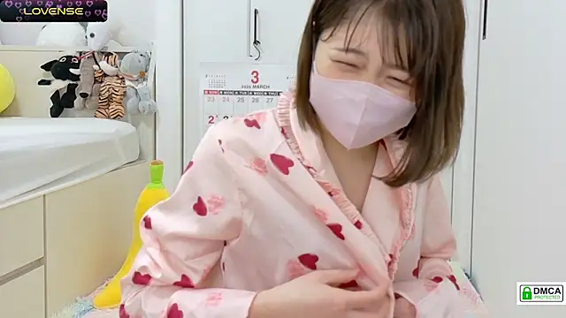 SUZU  online show from 03/17/25, 03:07