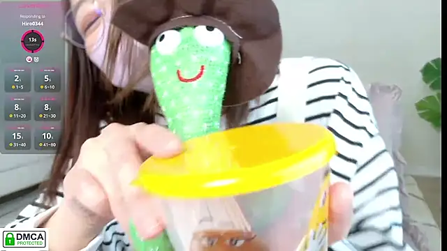 SUZU  online show from 11/07/25, 03:17