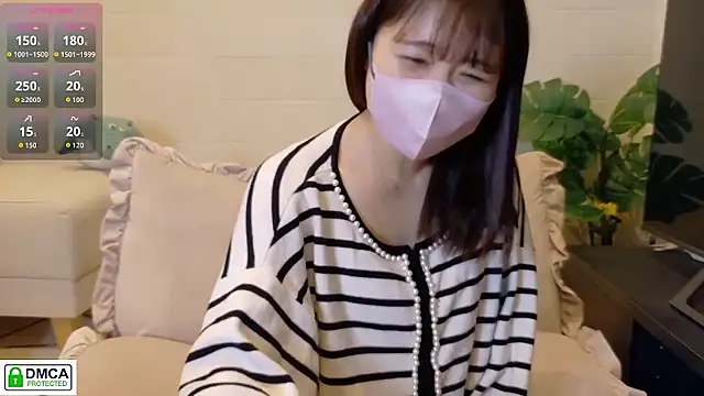 SUZU  online show from 03/25/26, 12:11