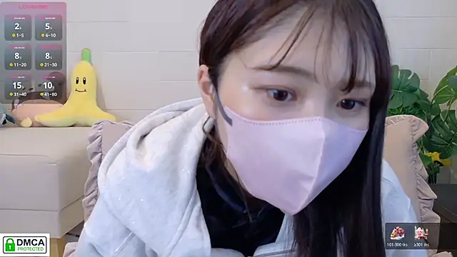 SUZU  online show from 03/29/26, 01:05