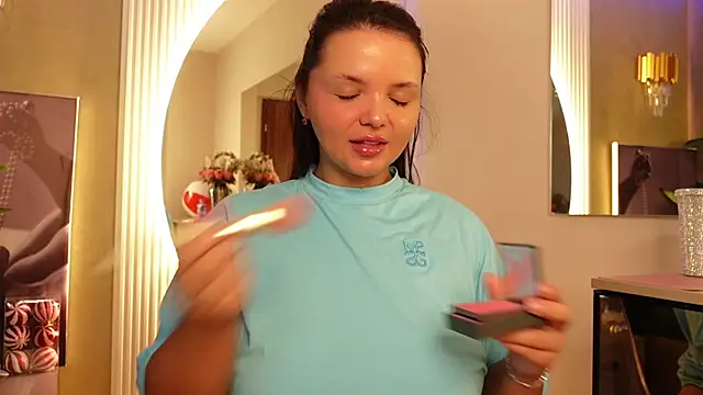 CelesteBailey online show from 11/18/25, 07:35