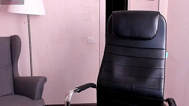 Snapshot of _tokyo_ghoul chatting on 01/18/25, 05:20 tokyo ghoul online show from 01/18/25, 05:20