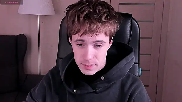 Snapshot of _tokyo_ghoul chatting on 01/25/25, 10:19 tokyo ghoul online show from 01/25/25, 10:19