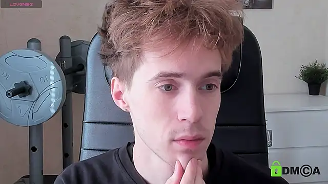 Snapshot of _tokyo_ghoul chatting on 09/28/25, 10:09 tokyo ghoul online show from 09/28/25, 10:09