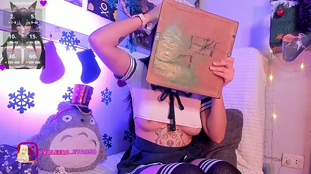 Valeera Evans8 online show from 12/23/24, 06:11