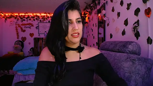 Snapshot of azahar__ziiz chatting on 03/06/25, 08:59 azahar ziiz online show from 03/06/25, 08:59