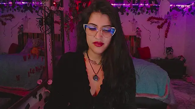 Snapshot of azahar__ziiz chatting on 10/30/25, 12:56 azahar ziiz online show from 10/30/25, 12:56