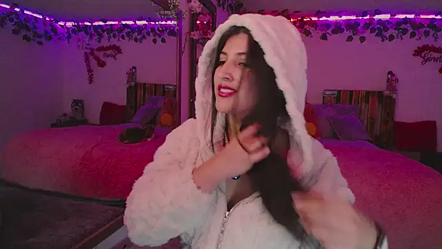 Snapshot of azahar__ziiz chatting on 11/08/25, 09:46 azahar ziiz online show from 11/08/25, 09:46