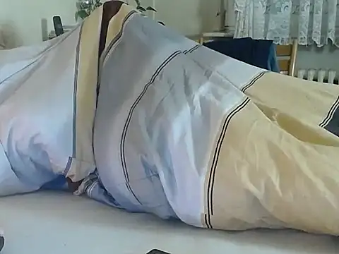 Snapshot of HornyRalfi55 chatting on 02/11/26, 04:28 HornyRalfi55 online show from 02/11/26, 04:28