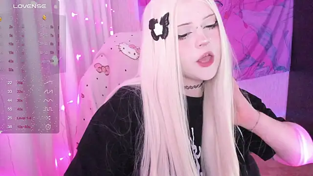 SelenaCute online show from 07/02/26, 04:29