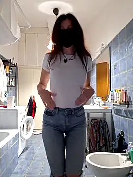 Silvia Zeno online show from 05/03/26, 03:51