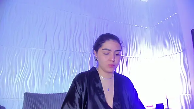 Abby  colins online show from 12/01/25, 11:32