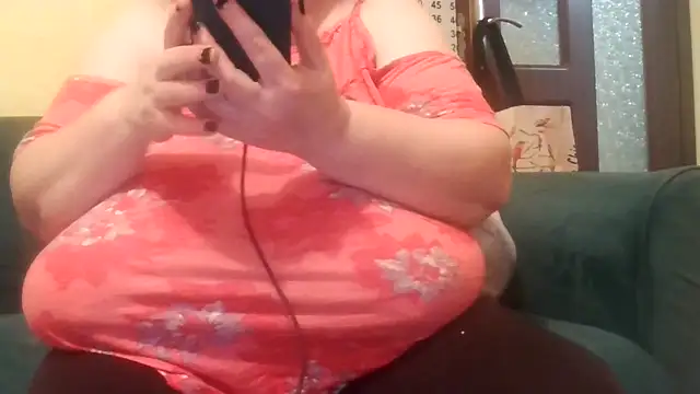 Nataliesbestjuggs online show from 03/22/26, 05:27