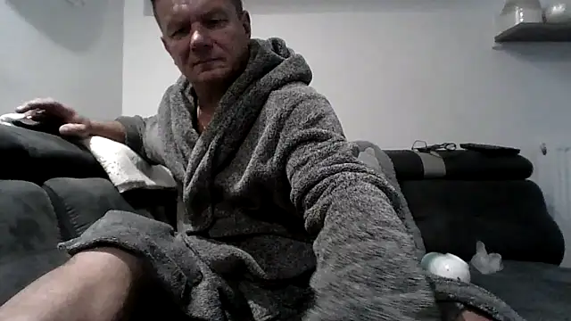 Snapshot of jaaako970 chatting on 09/15/25, 06:24 jaaako970 online show from 09/15/25, 06:24