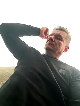 Snapshot of jaaako970 chatting on 09/21/25, 11:01 jaaako970 online show from 09/21/25, 11:01