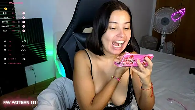 AnnaQueen online show from 09/14/25, 08:41