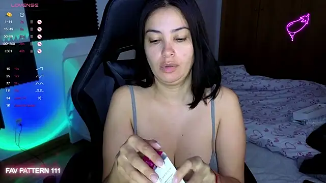 AnnaQueen online show from 05/08/26, 02:17