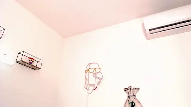 eileen tanihara online show from 01/12/25, 02:30