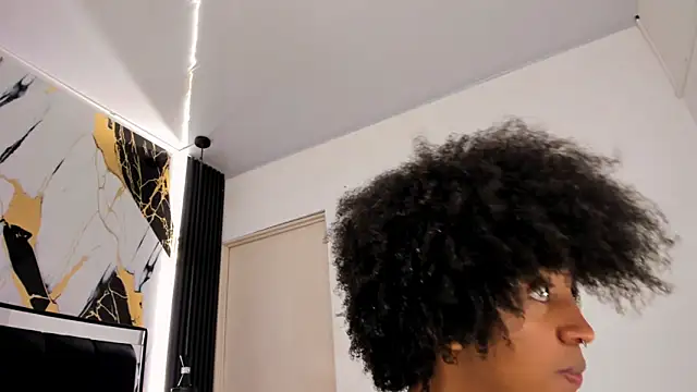 eileen tanihara online show from 02/08/25, 01:11