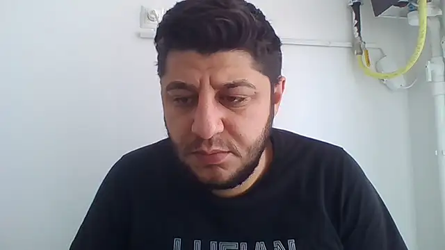 erkekkkadam online show from 02/23/25, 07:00