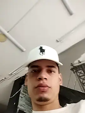 cristopher maclean online show from 04/05/26, 02:47