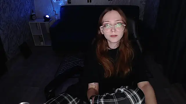 AmeliaKamishiro online show from 06/24/26, 11:26