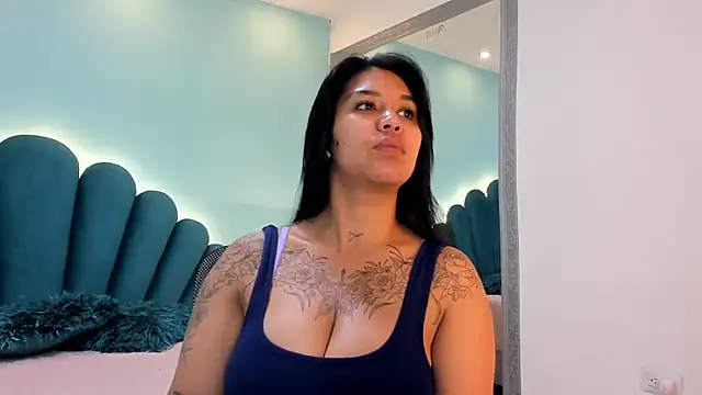 sharlott18 online show from 01/12/26, 12:43