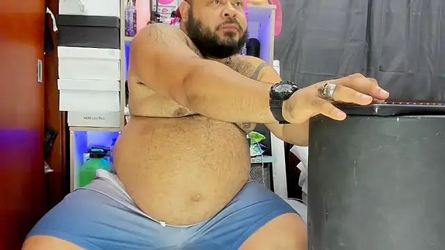 Latino bigcock online show from 02/01/25, 02:47