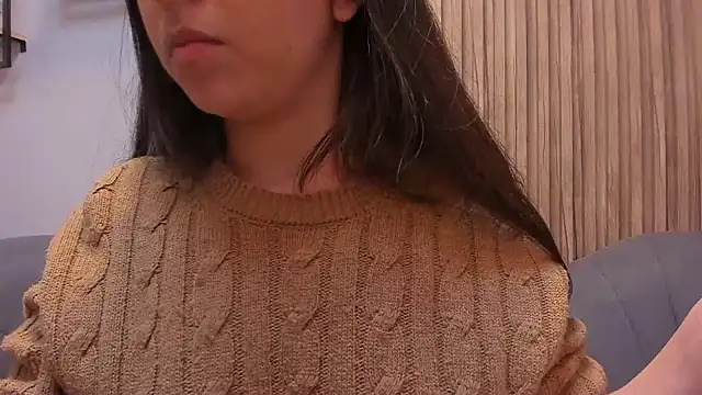 Snapshot of Eva_Macalliter chatting on 12/21/24, 03:25 Eva Macalliter online show from 12/21/24, 03:25