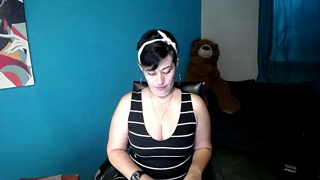 Sunny rayz  online show from 07/13/26, 12:08