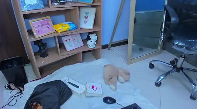 HornySlut69  online show from 02/07/25, 02:29