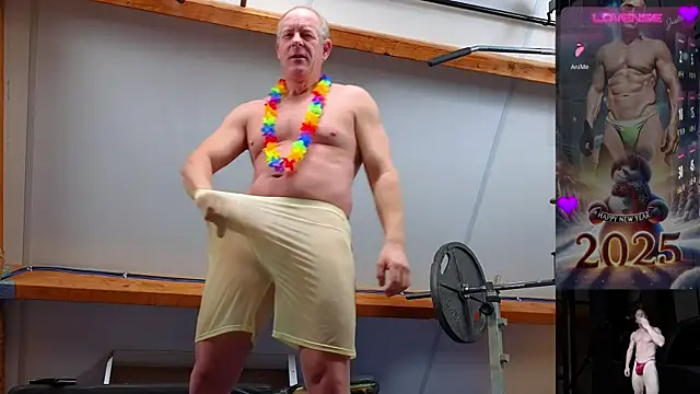 Snapshot of libo_horny_muscles chatting on 01/01/25, 09:07 libo horny muscles online show from 01/01/25, 09:07