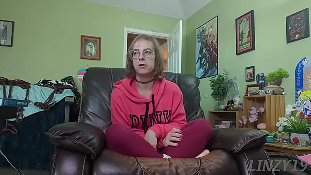 Linzy 19 online show from 01/18/25, 04:31