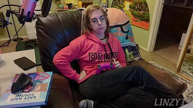 Linzy 19 online show from 02/03/25, 04:25