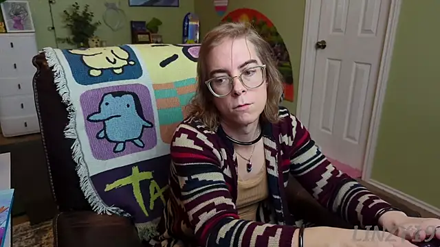 Linzy 19 online show from 02/18/25, 06:37