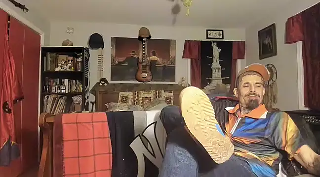 RoosterWabbit online show from 02/25/25, 06:47