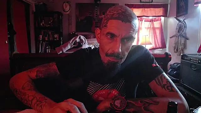 RoosterWabbit online show from 04/27/26, 12:03