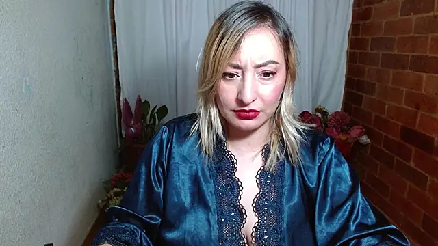 rashellroses22 online show from 12/11/24, 10:27