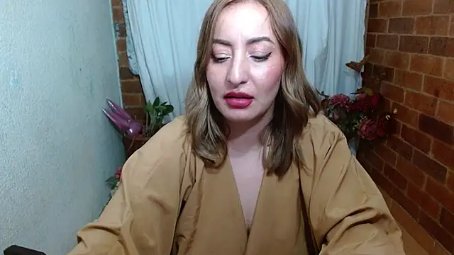 rashellroses22 online show from 03/05/25, 12:49