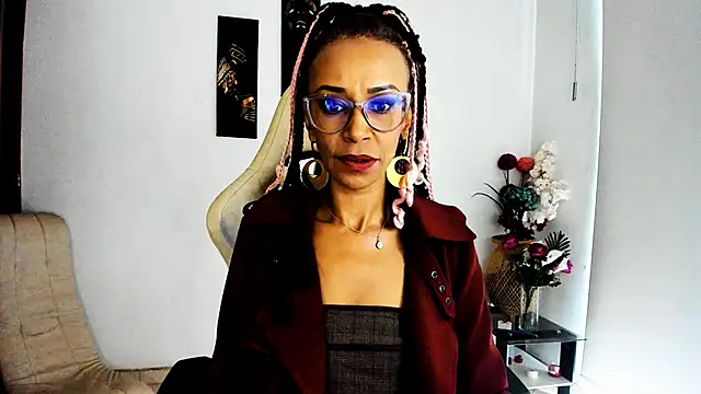 ScarlettMalbec online show from 02/25/25, 08:41