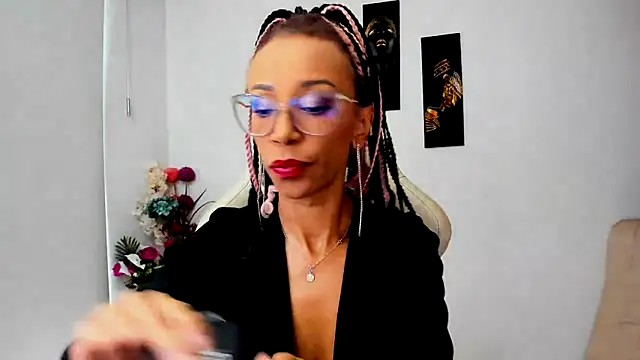 ScarlettMalbec online show from 03/07/25, 08:22