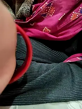 COUPLLE VILLAGE online show from 01/09/25, 11:25