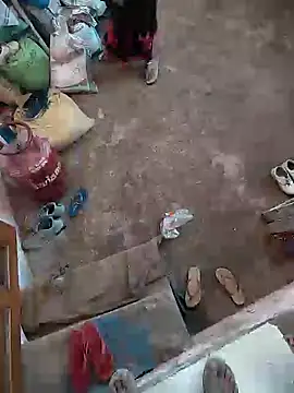 COUPLLE VILLAGE online show from 02/04/25, 03:44