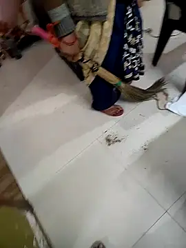 COUPLLE VILLAGE online show from 02/17/25, 03:47