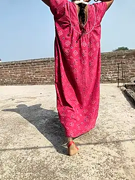 COUPLLE VILLAGE online show from 02/23/25, 04:17