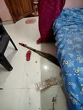 COUPLLE VILLAGE online show from 03/12/25, 03:24