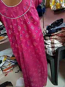 COUPLLE VILLAGE online show from 03/17/25, 10:38